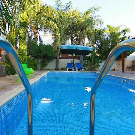 Villa Paradise With Pool Mazotos
