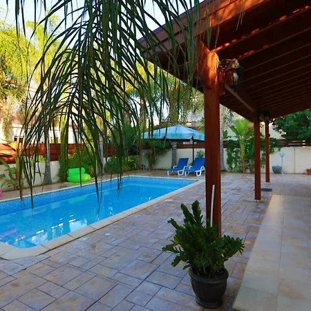 Paradise With Pool *